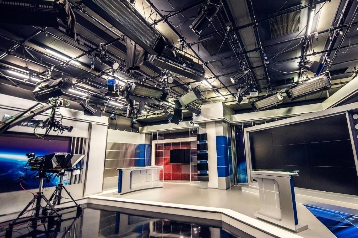 Prepovedana ruska televizija Dožd pričela z oddajanjem iz tujine