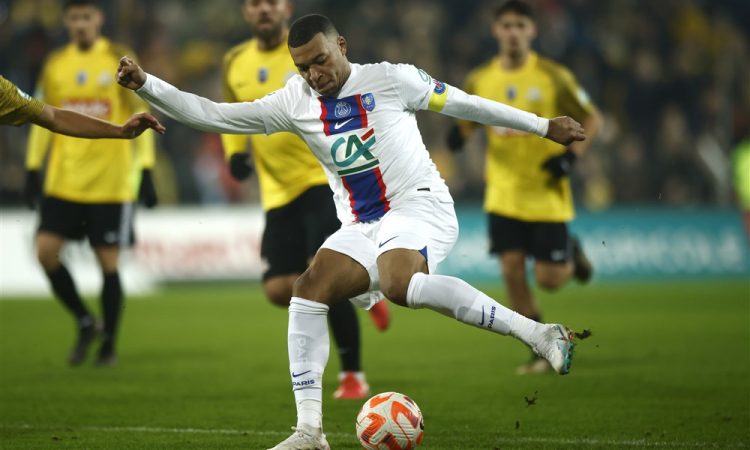 Messi, Benzema in Mbappe finalisti za nagrado The Best