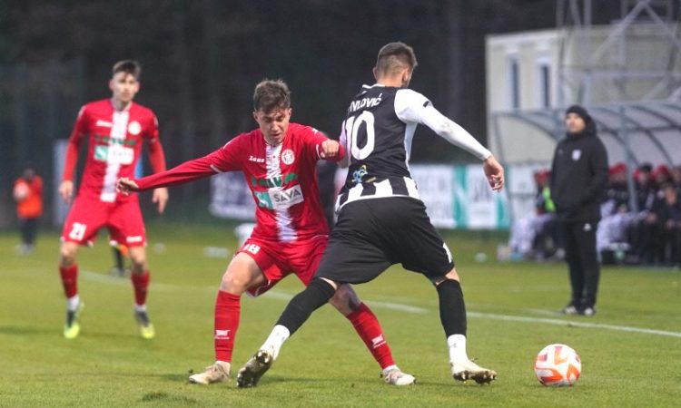 Aluminij remiziral z Rudarjem, Fužinar presenetil Krko