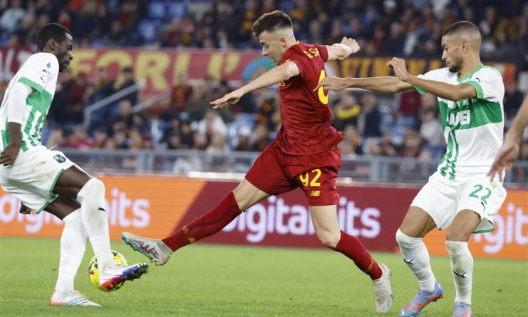Roma šokantno ostala brez točk, debi Martina Turka za Sampdorio
