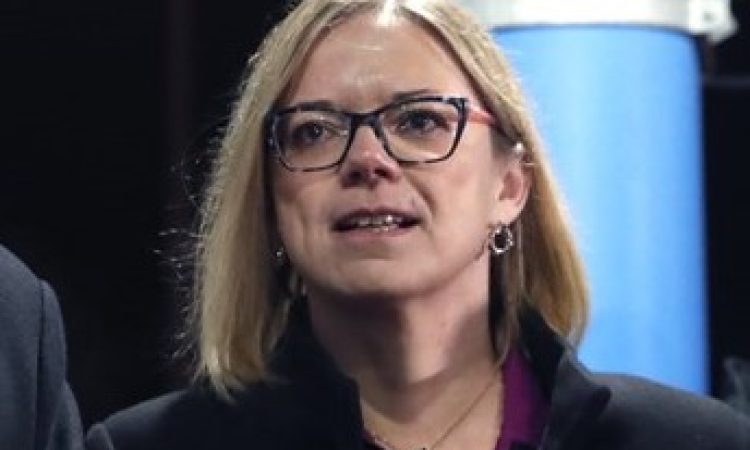 Vladni in sindikalni pogajalci za skupno mizo ponovno o plačni reformi