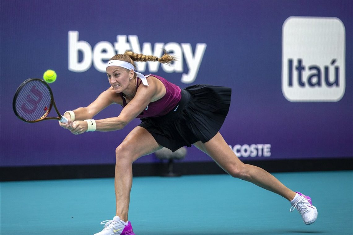 Kvitova nazaj v deseterico