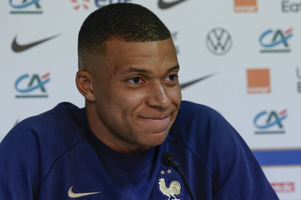 Mbappe zavrnil ponudbo Al-Hilala za 300 milijonov evrov