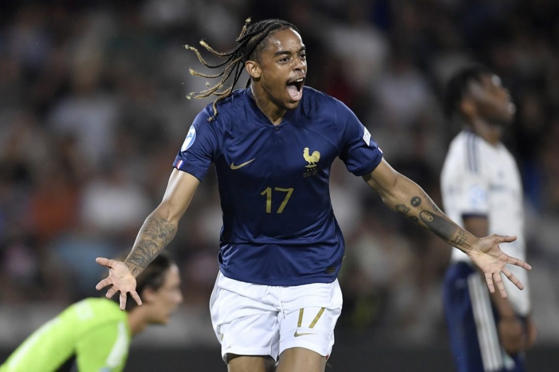 PSG bogato plačal za mladeniča, okrepitev tudi v Nottinghamu