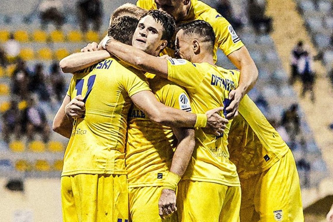 Nogometaši Domžal so premagali Aluminij z 2:1 (0:1).