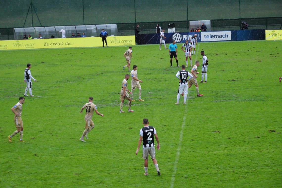 Nogometaši Rogaške v 9. krogu izgubili proti Muri z 0:2 (0:1)