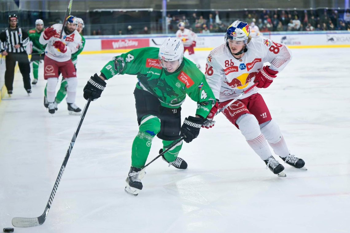 Hokejisti SŽ Olimpije so v gosteh izgubili s Salzburgom po podaljšku s 3:4 