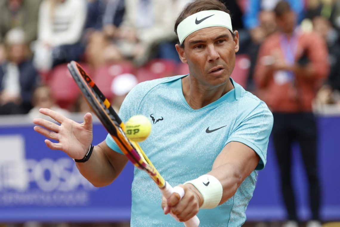 Nadal se je na igrišča vrnil z zmago v dvojicah