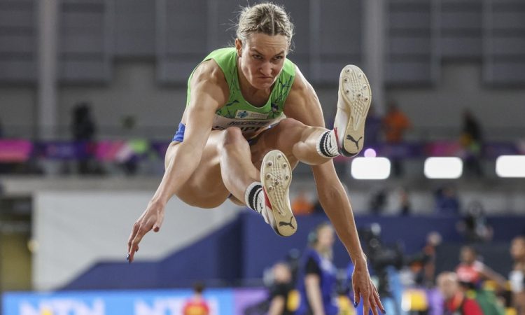 Tina Šutej v Mariboru potrdila OI, Filipič trikrat prek 14 m