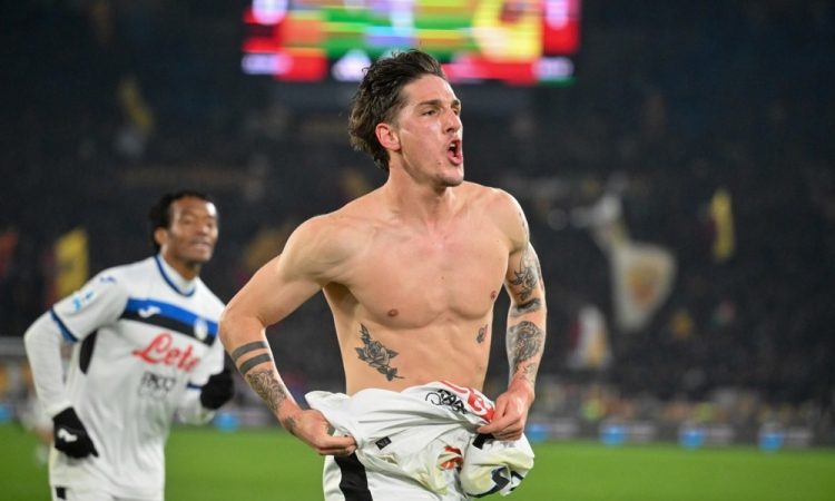 Atalanta po zmagi nad Romo drži stik z Napolijem
