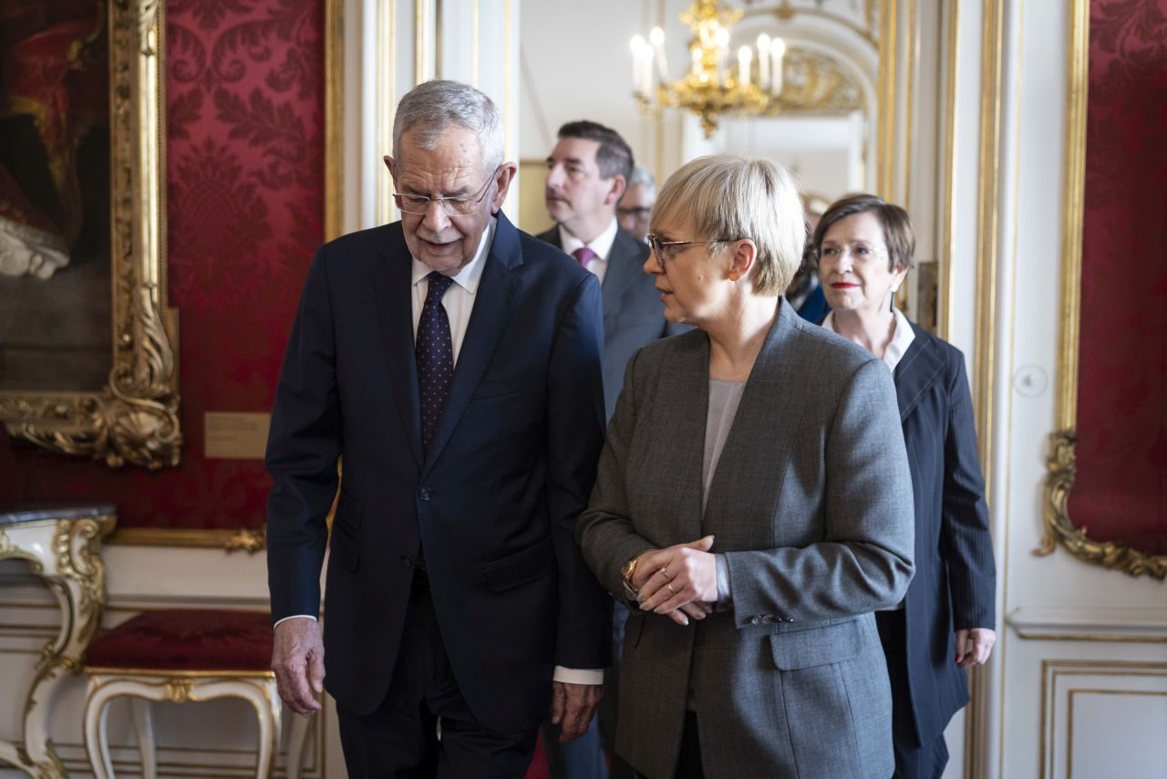 Na Dunaju se mudi predsednica Pirc Musar