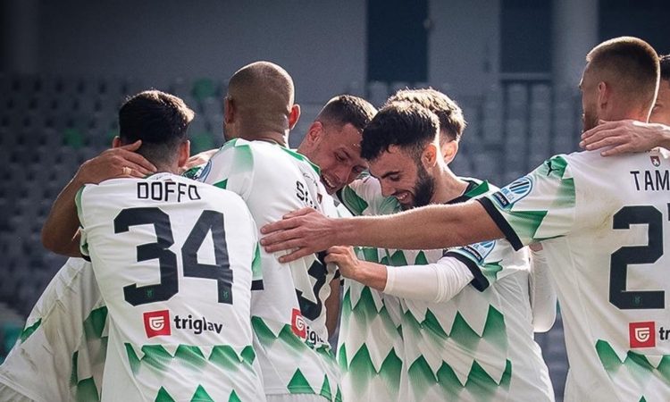 Nogometaši ljubljanske Olimpije sopremagali Primorje s 5:0 