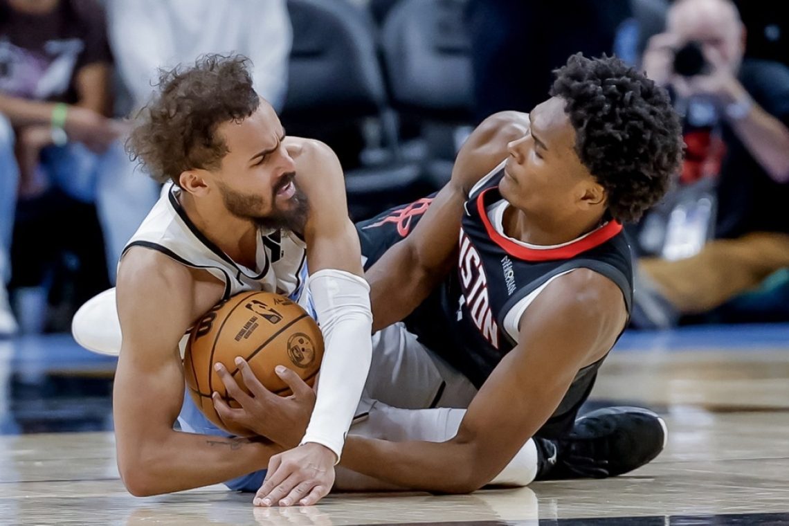 Young in Irving na tekmi zvezdnikov NBA zamenjala Antetokounmpa in Davisa