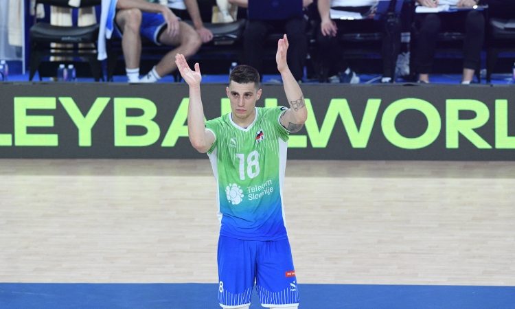 Slovenski odbojkarji in odbojkarice blestijo v tujini