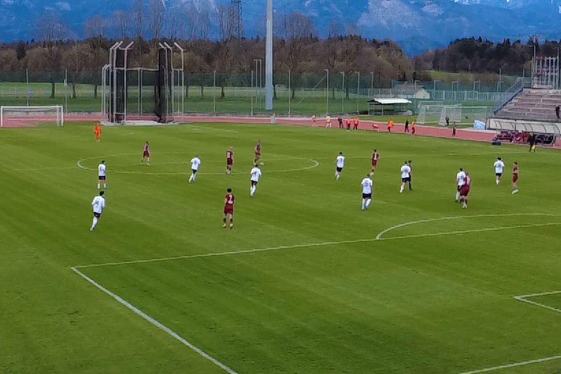Triglav Kranj po zmagi nad Slovanom ujel Sežano