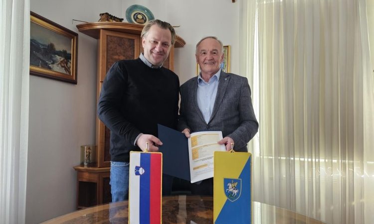 Na Visokem podpisali pogodbo za nov most čez Kokro