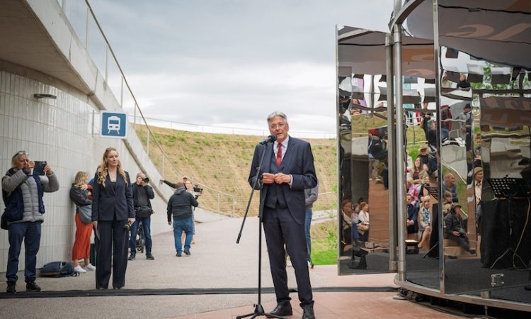 Otvoritev kupole Ingeborg Bachmann povezala evropsko prestolnico kulture in avstrijsko Koroško