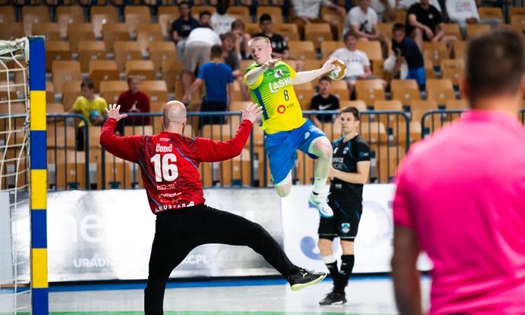 Rokometaši Celja Pivovarne Laško so premagali Slovenj Gradec s 35:31