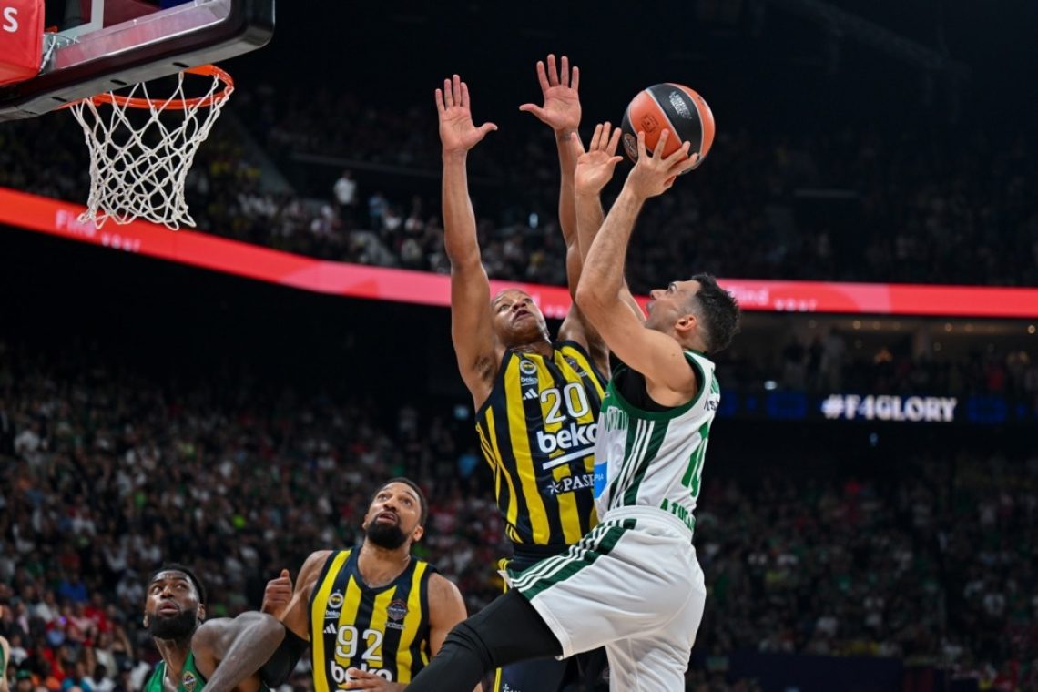 Košarkarji Fenerbahčeja prvi finalisti evrolige