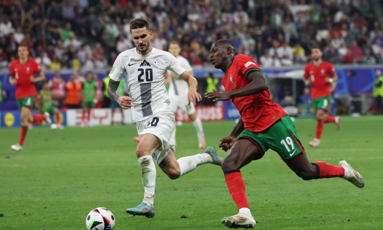 Jon Gorenc Stanković vprašljiv za derbi avstrijskega prvenstva