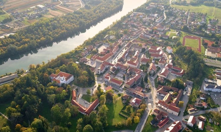 Občina Ormož opozarja na izpuste iz bioplinarne in poziva pristojne k ukrepanju
