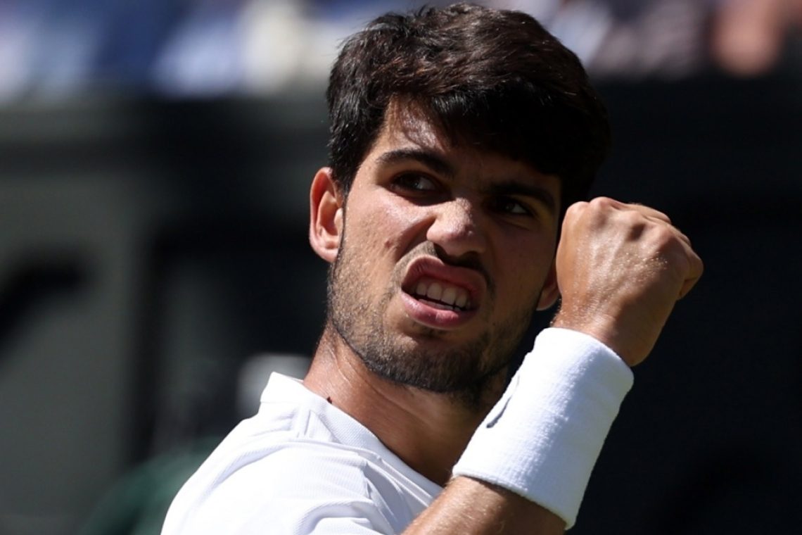 Branilec naslova Alcaraz prvi finalist turnirja v Wimbledonu 