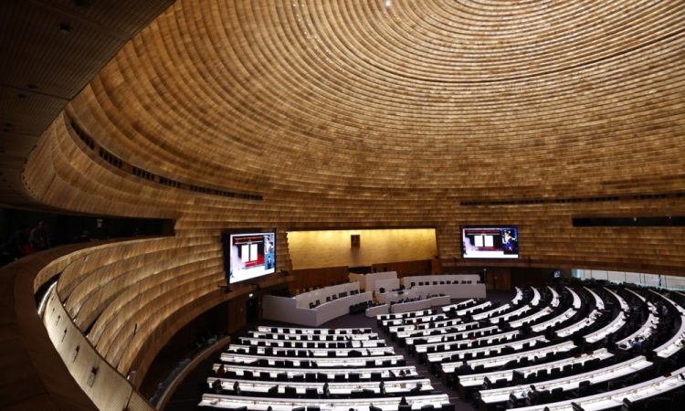 Na Tajskem odločilno glasovanje o novem premierju