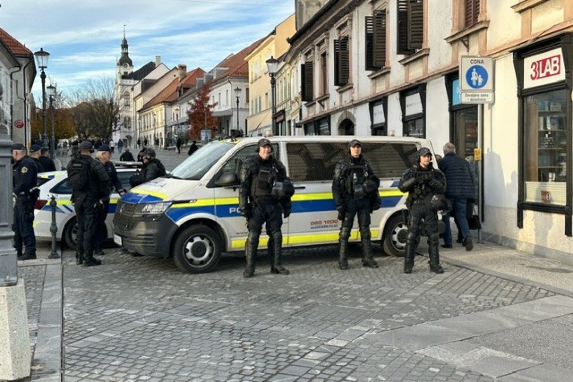 Fakulteta za socialno delo in društvo socialnih delavcev zaskrbljena zaradi napovedanih vladnih ukrepov