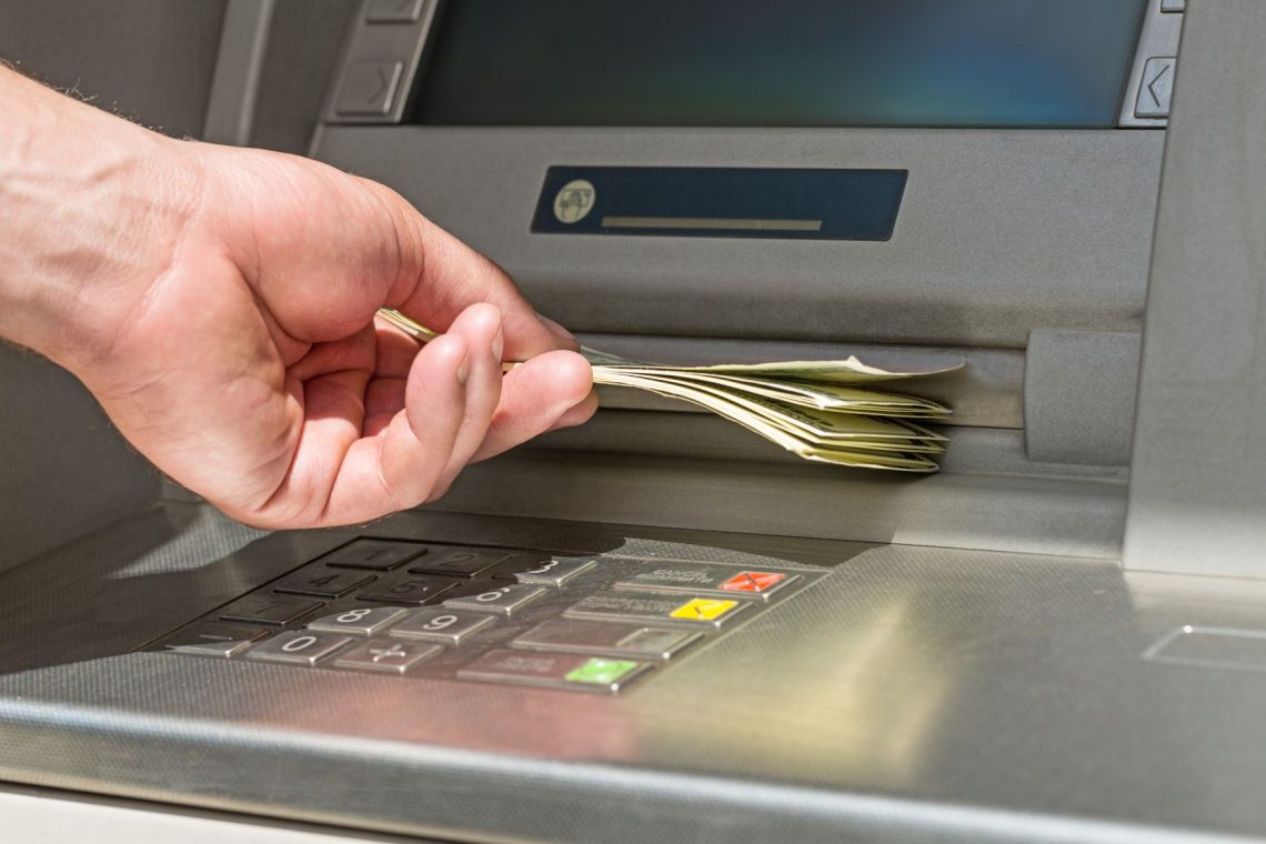 V Škocjanu ponoči ukradli edini bankomat v kraju