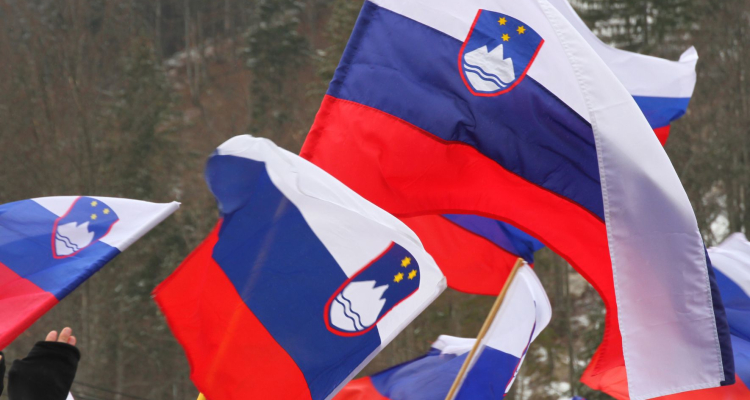 Kakšna je razlika med praznikom in dela prostim dnevom?