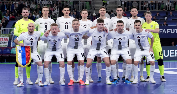 Slovenci EP odprli s porazom proti Španiji