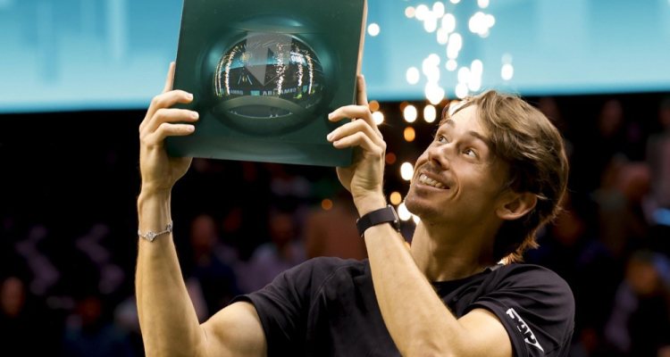 De Minaur v tretjem poskusu do prvega naslova v Rotterdamu