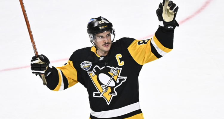 Crosby en mesec na bolniški