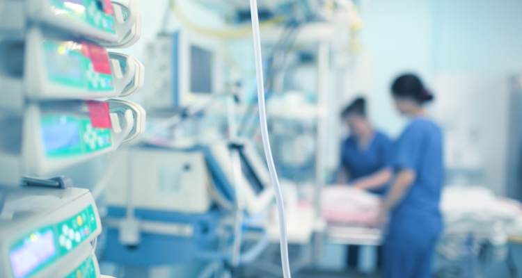 Ob dnevu medicinskih sester opozorila na pomanjkanje kadra