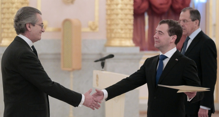 V BiH iščejo naslednika Christiana Schmidta, v ospredju Italijan Antonio Zanardi Landi
