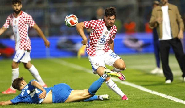 Slovenija v izdihljajih tekme izgubila na Hrvaškem 